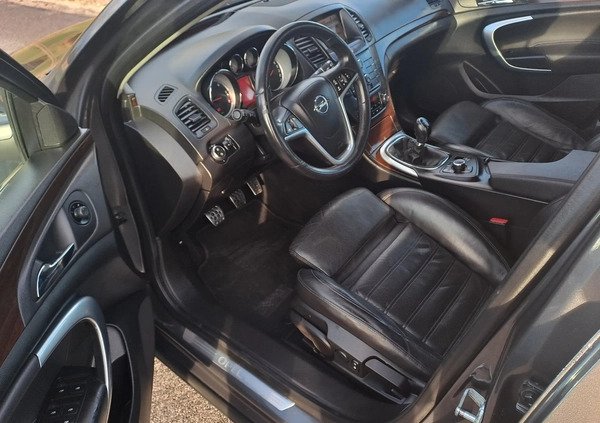 Opel Insignia cena 24999 przebieg: 199000, rok produkcji 2008 z Słupca małe 121